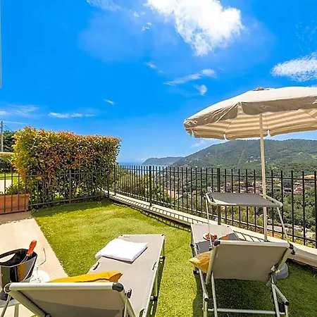 Serenity With Swimming Pool And Parking In Hotel Alassio